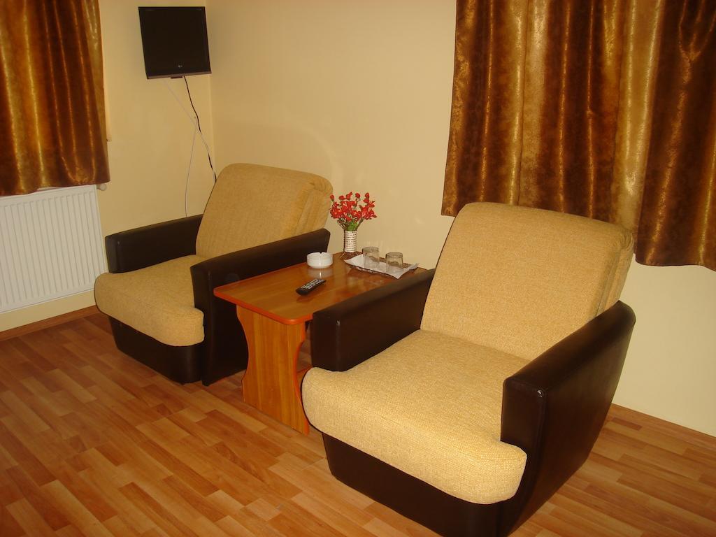 Pensiunea Mara Baiculesti Quarto foto